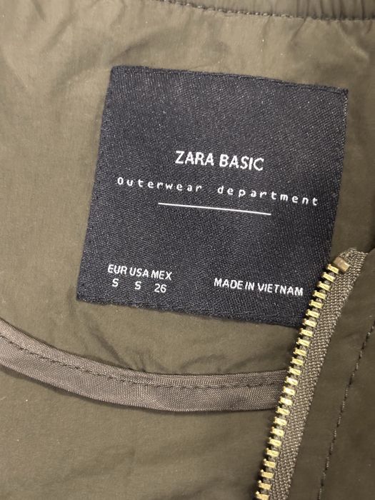 Жіночий бомбер zara