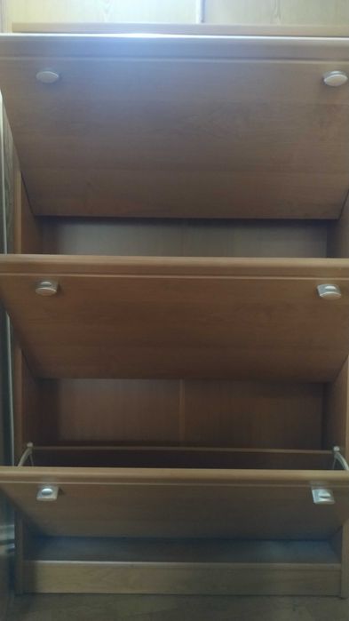 Продаю калошницу для обуви