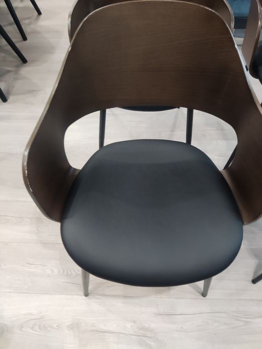 Sprzedam krzesła do jadalni JYSK HVIDOVRE