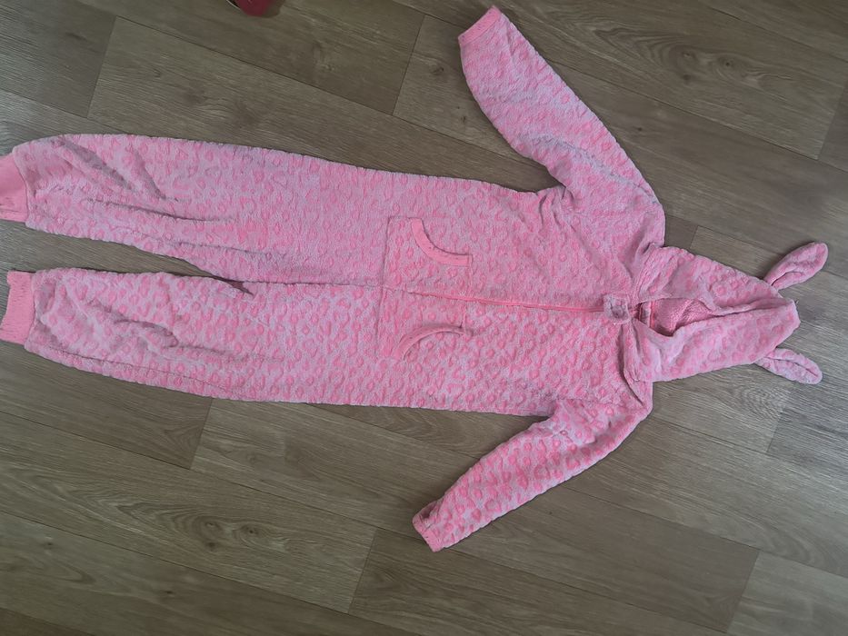 Речі на дівчинку 7,8,9 років