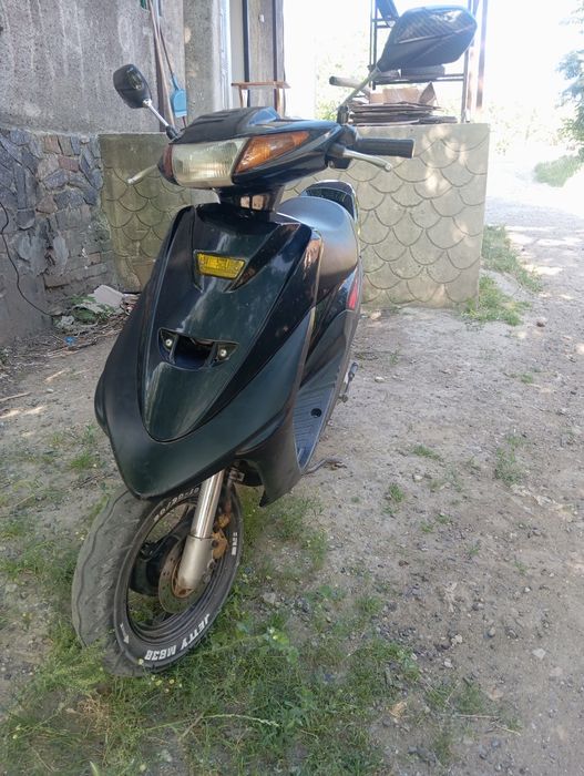 Продам скутер Yamaha super jog ZR