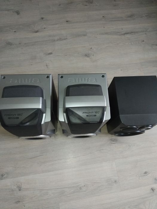 Колонки от муз.центра Aiwa t9