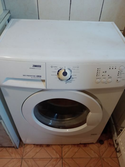 Пральна машина Zanussi
