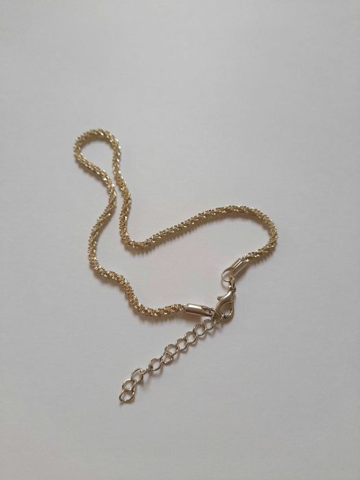 Pulseira de tornozelo prateada