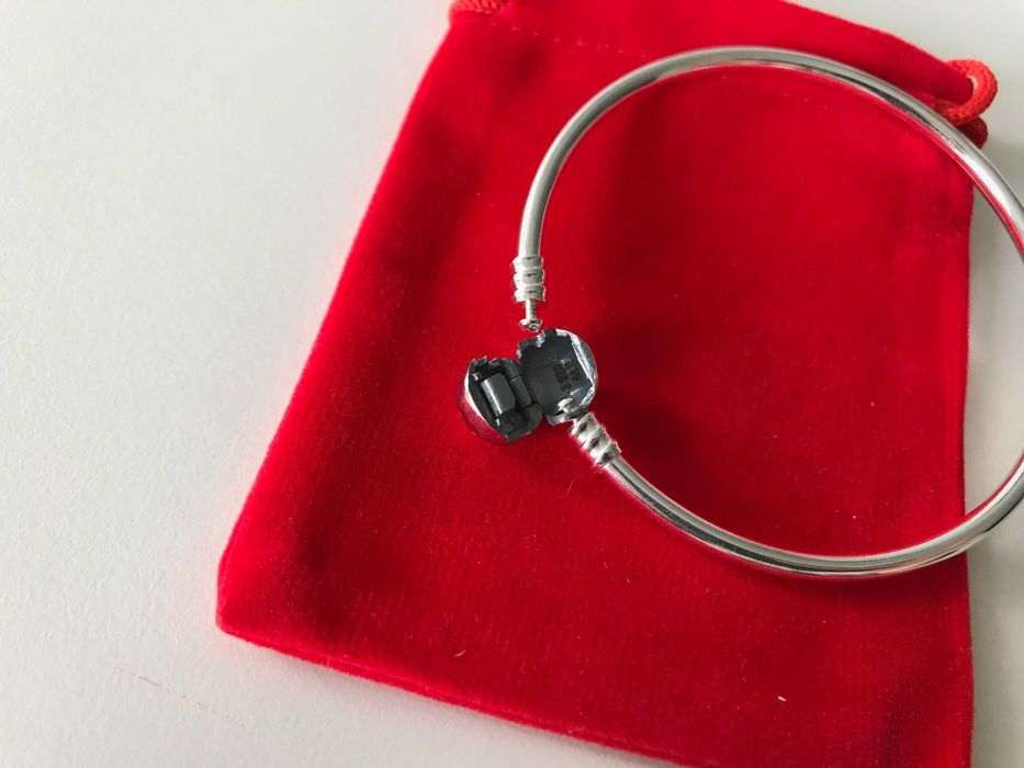 Pulseira Bangle Pandora em Prata de Lei S925 Nova