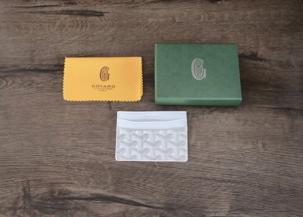 Biały cardholder Goyard