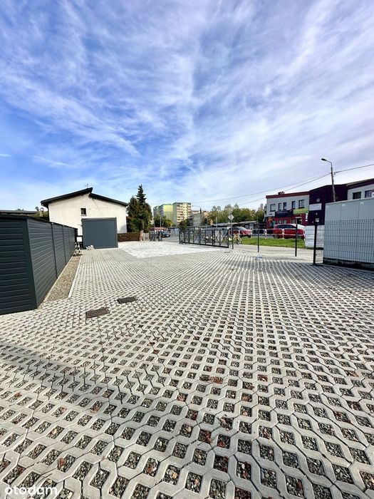 Działka komercyjna 200 m² | Utwardzona | Media na działce | Zjazd z DK - Więcej
