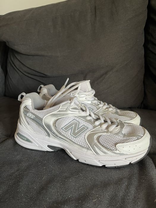 New balance 530 branco/ prateado tamanho 40