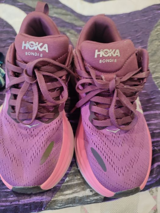 Ténis Hoka Bondi 8 – EUR 36 – Como Novas