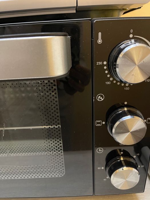 Forno Elétrico em Excelente Estado – Pouco Uso