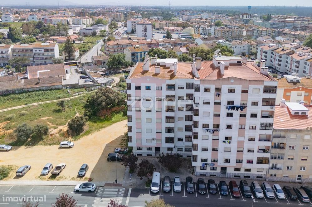 Apartamento T3 na Torre da Marinha, Seixal