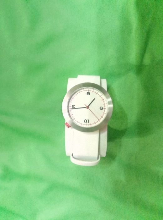 Жіночий годинник