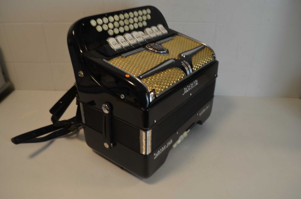 Concertina Adria 4 voz Do N 227