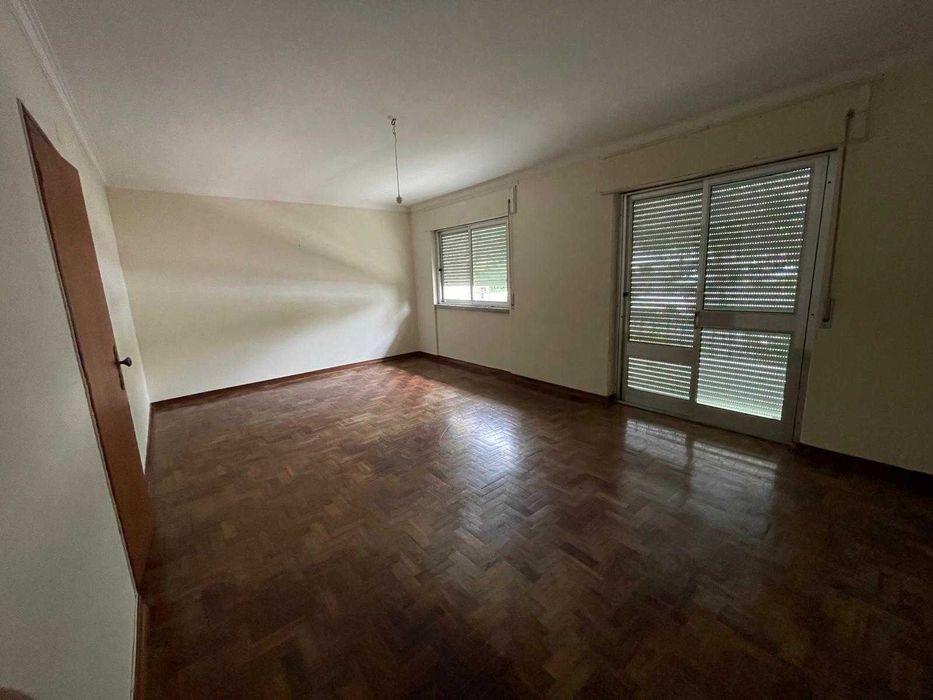 Fração R/Chão Exclusiva - Centro de Santarém