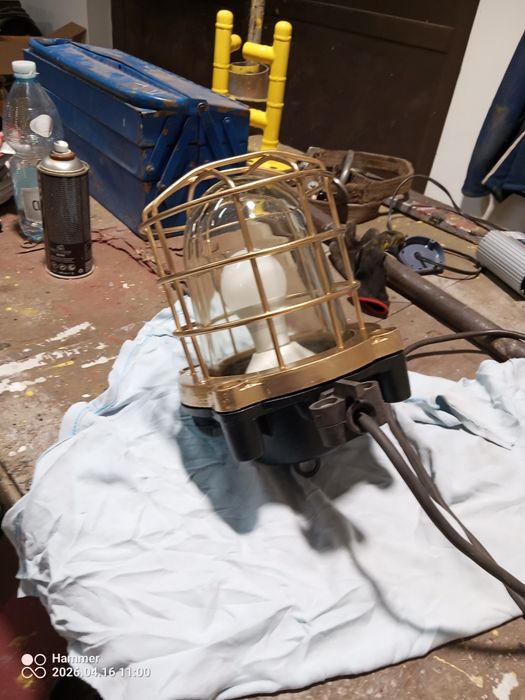 Lampy stare przemysłowe prl