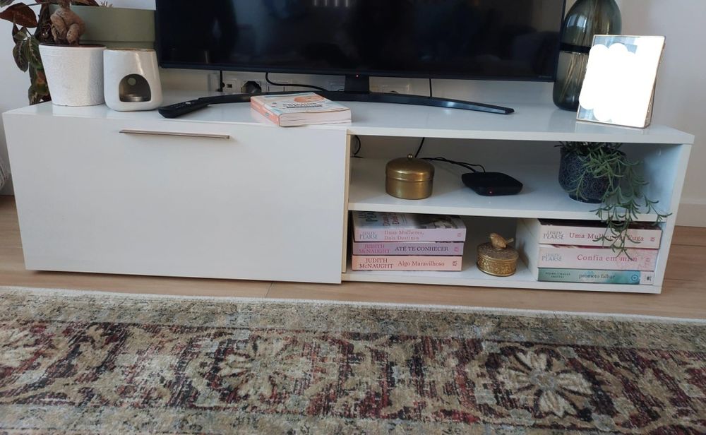 Móvel TV branco Moviflor