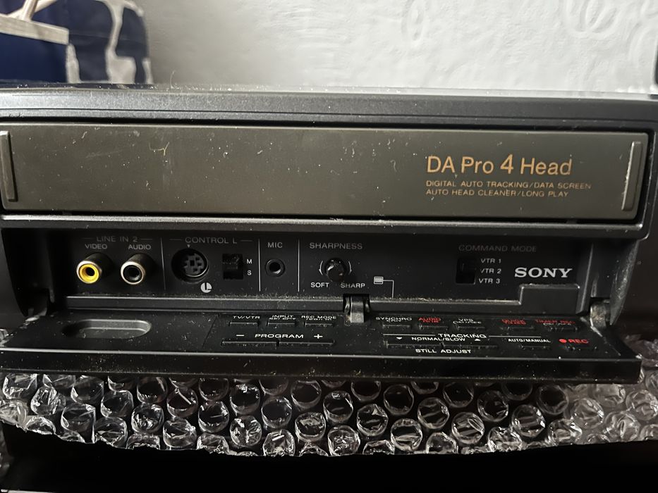 Sony SLV-415 magnetowid 4 głowicowy