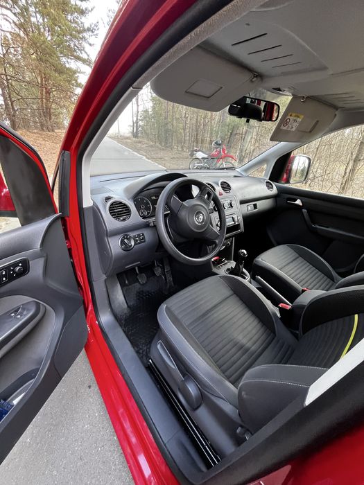 Volksvagen Caddy Maxi 1.6 tdi