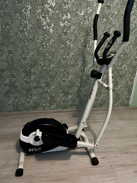 Бігова доріжка орбітрек MAXX PRO NEVADA