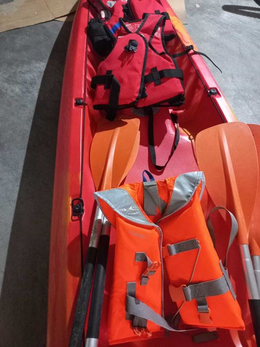 kayak rigido  duo-2-adultos + 1-crianca