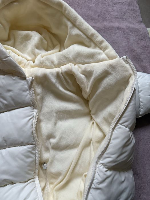 Продам дитячий зимовий комбінезон . Розмір 80