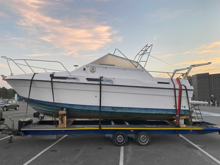 Fairline Carrera 24