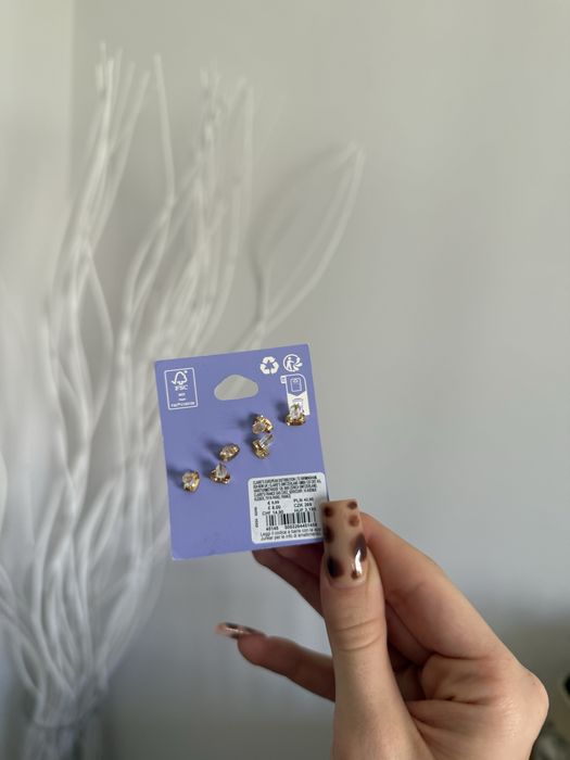 Kolczyk sztyfty kolczyki czarne pozłacane y2k boho alternative coquett