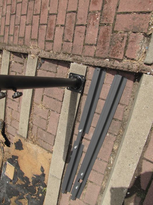 Parasol ogrodowy 300 cm beżowy z podstawą regulowany Vounot