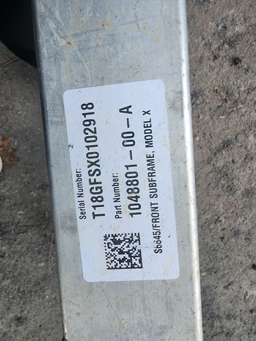 Продам подрамник передний Tesla Model X 16-21 тип 2 104880100A