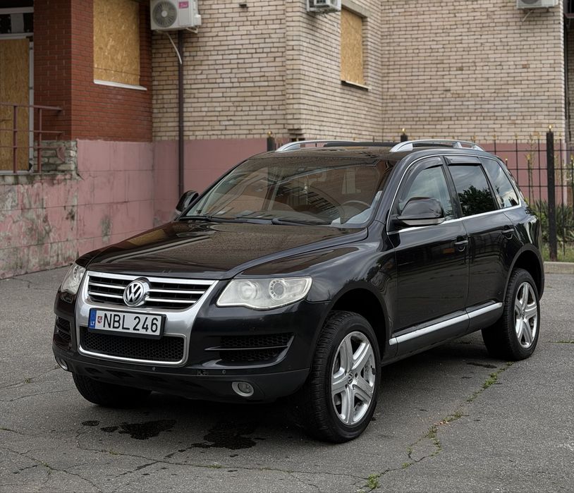 Volkswagen Touareg рестайлинг 3.0 дизель на пружинах