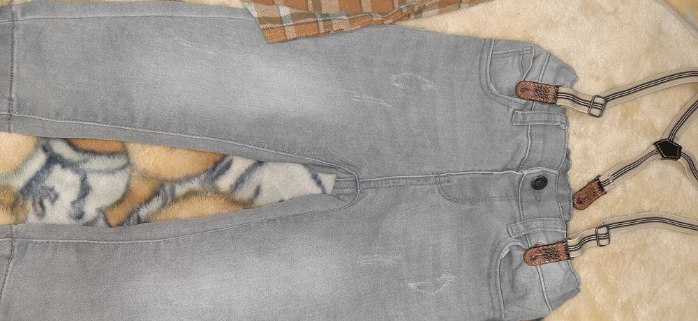 Джинси, рубашки, спортивний костюм