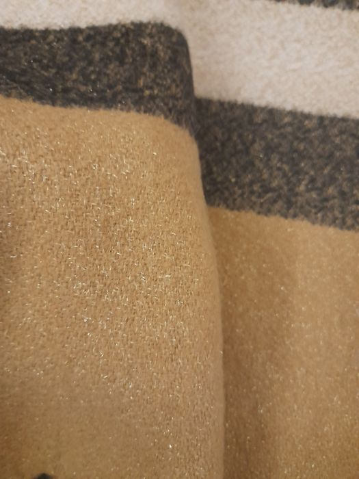 Szal wool 70x200 wełna że zlota nitką