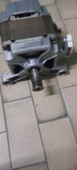 Motor de máquina de lavar roupa Indesit