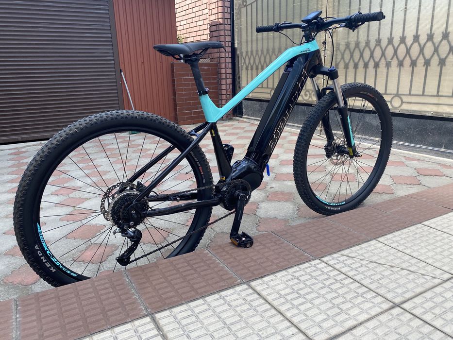 BIANCHI T-TRONIK SPORT E7000 E-Bike 2022 Електро велосипед Гібрид 1090