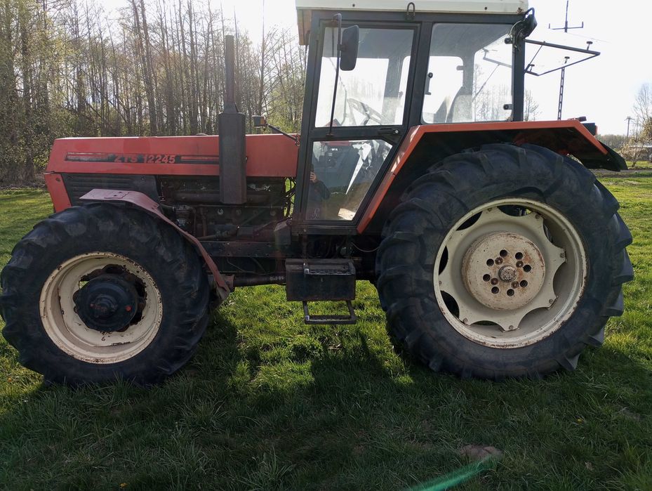 Ciągnik Zetor ZTS 12245
