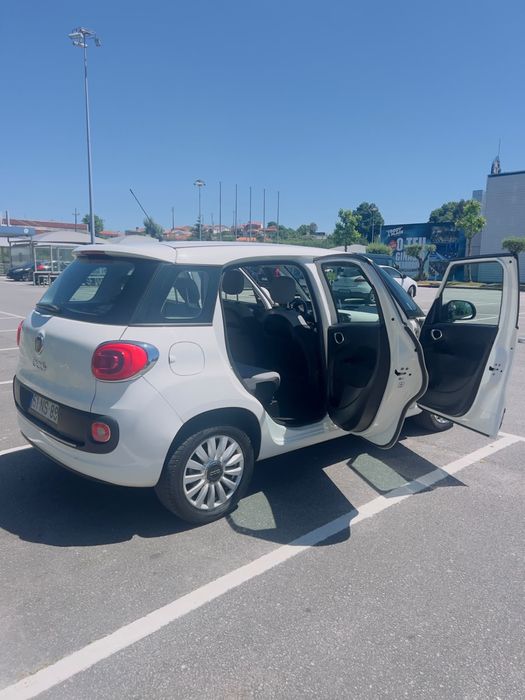 Carro  Fiat 500 L