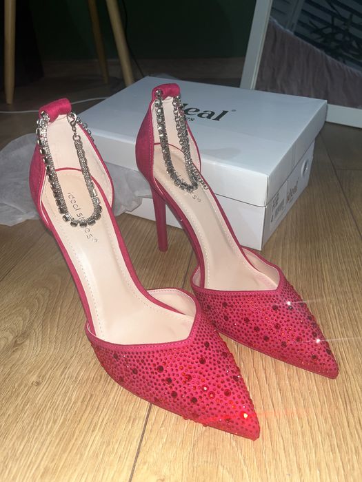 Szpilki fuksjowe ideal shoes