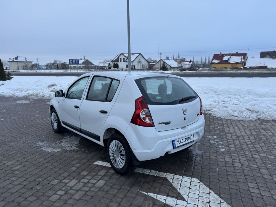 Dacia Sandero 2010 рік 1.5 дизель