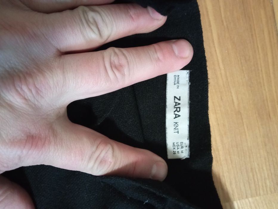 Продам женскую теплую шерстяную юбку Zara Knit
