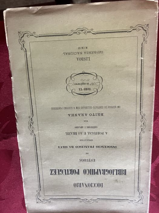Dicionarios  Bibliograficos  muito antigos