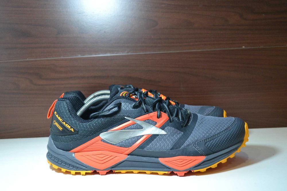 brooks cascadia 12 gtx 46р кроссовки оригинал