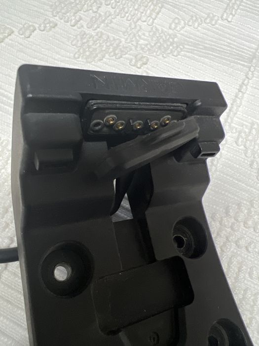 Suporte Garmin Montana AMPS com cabo Alimentação