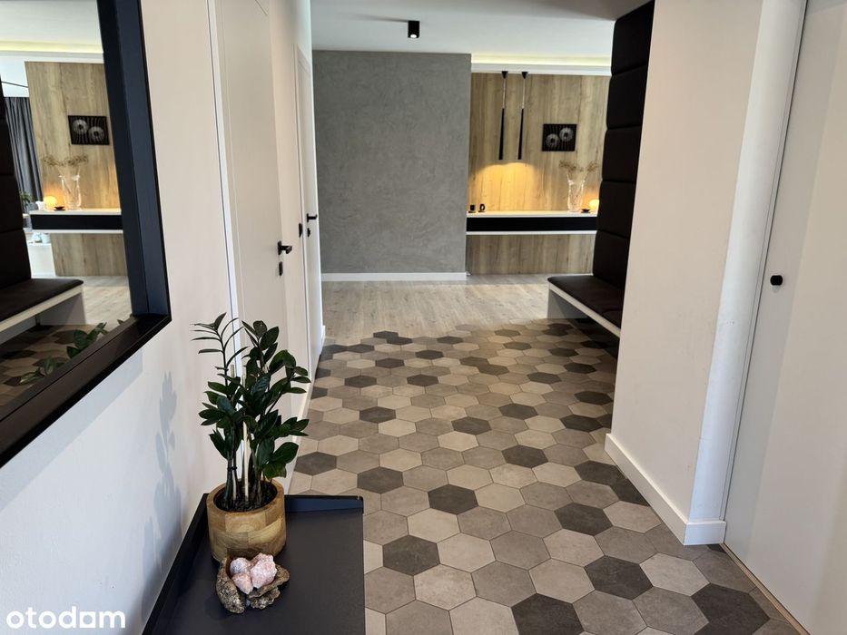 Nowoczesny dom z 2018r. 200 m² | Działka 2814m² | Budynek gosp.80m²