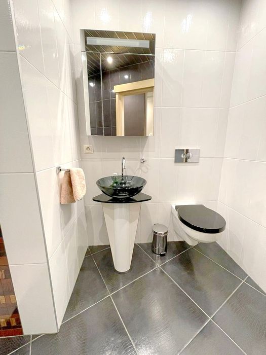 ЛЮКС в ЖК Мост Сити, вид на реку, 2к, ванна, центр. Новый дом. Балкон.