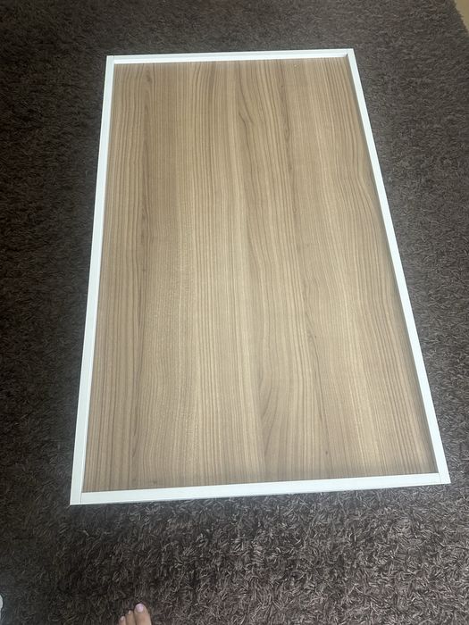 Mesa de sala de estar nova