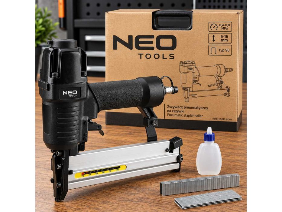 Zszywacz pneumatyczny NEO TOOLS 90/300 5 8 bar tapicerski stolarski montażowy zestaw NOWY