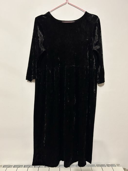 Сукня чорна з якісного велюру