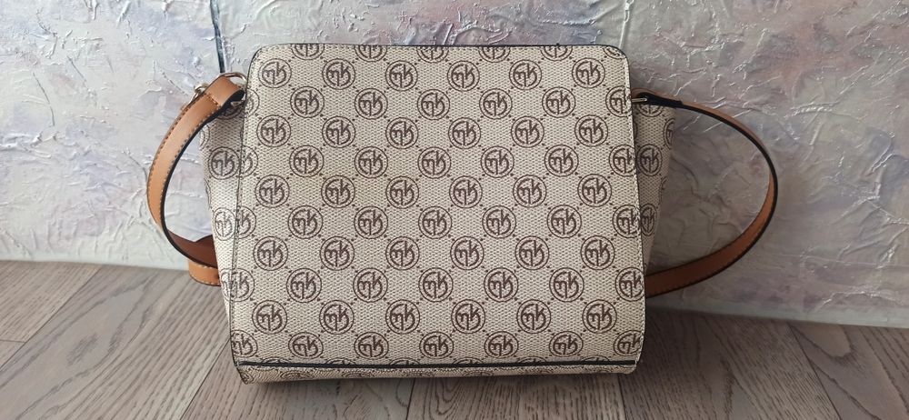 Сумка жіноча на плече