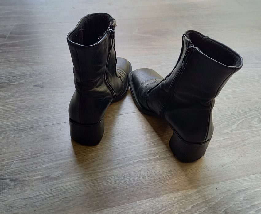 Botas de senhora tamanho 37