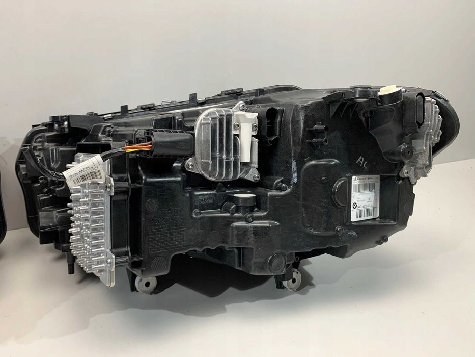 BMW X3 G01 X4 G02 IX3 G08 USA EU Фари передні